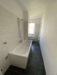 Referenzbild Bad - ** Helle 3-RWG im 3.OG – Tageslichtbad mit Wanne & Balkon ** WE 27 **