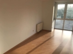Wohnzimmer - ** Lichtdurchflutete 2-RWG im 1. OG – Laminat – Bad mit Wanne **WE 03**