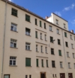 Hausansicht vorn - **HELLE 3-RWG** Tageslichtbad mit Wanne **WE 13**