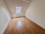 Kinderzimmer - **HELLE 3-RWG inkl. Garage** Tageslichtbad mit Wanne – EBK **WE 14**