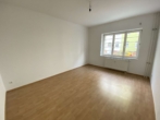 Referenzbild Wohnzimmer - **ATTRAKTIVES MEHRFAMILIENHAUS IN BESTER LAGE – solide Kapitalanlage mit Wertsteigerungspotenzial**