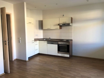 **HELLE BARRIEREFREIE 1,5-RWG *** EINBAUKÜCHE – FUßBODENHEIZUNG – BALKON- AUFZUG **WE 02**, Gorkistraße 58, 04347 Leipzig, Erdgeschosswohnung