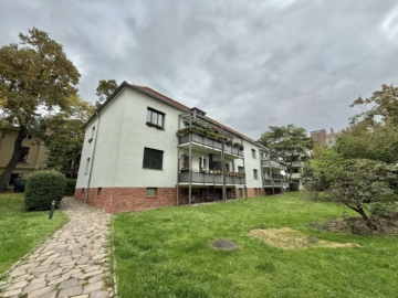 **ATTRAKTIVES MEHRFAMILIENHAUS IN BESTER LAGE – solide Kapitalanlage mit Wertsteigerungspotenzial**,  Kirschbergstraße 43a+b, 04159 Leipzig, Mehrfamilienhaus