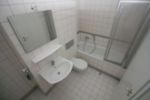 Beispiel Bad - ** Schöne 2 RWG – mit EBK – in super Lage! ** WE 04**