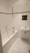 Bad - ** Helle 3 RWG mit Parkett – Bad mit Wanne – Balkon** WE 12 **