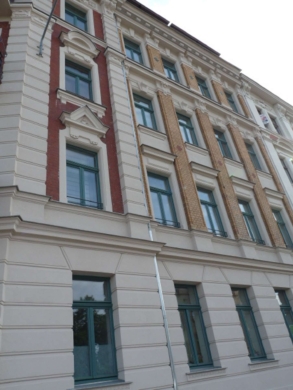 **KAPITALANLAGE ODER SELBSTNUTZUNG**Stilvolle 3-RWG mit Balkon, Gäste-WC und Stellplatz**WE 08**,  Erika-von-Brockdorff-Straße 2, 04159 Leipzig, Etagenwohnung